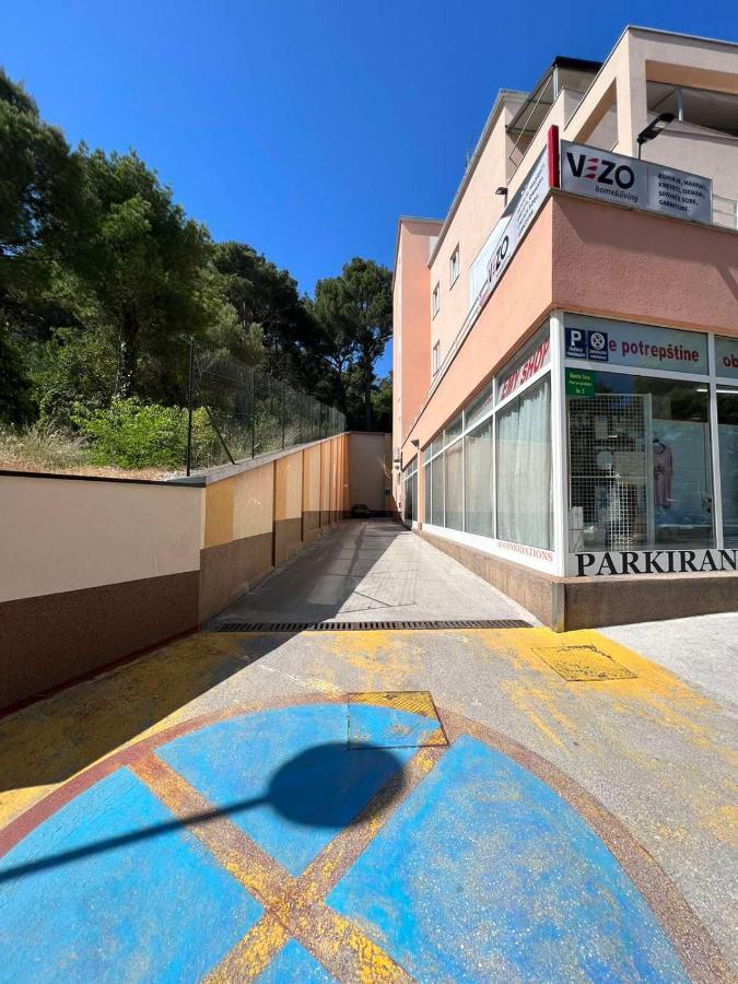 Apartmani Lorena Póla Kültér fotó