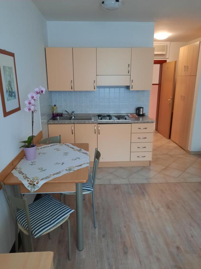Apartmani Lorena Póla Kültér fotó